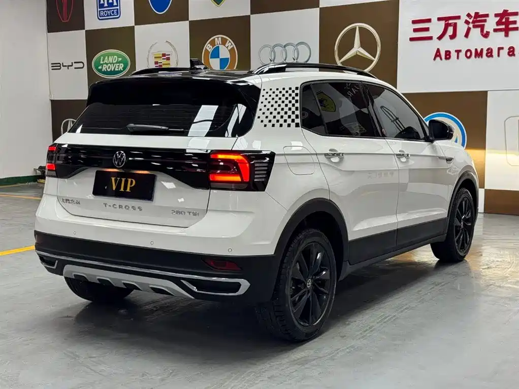 Volkswagen T-Cross 2022 280TSI DSG Luxury Edition фото 5