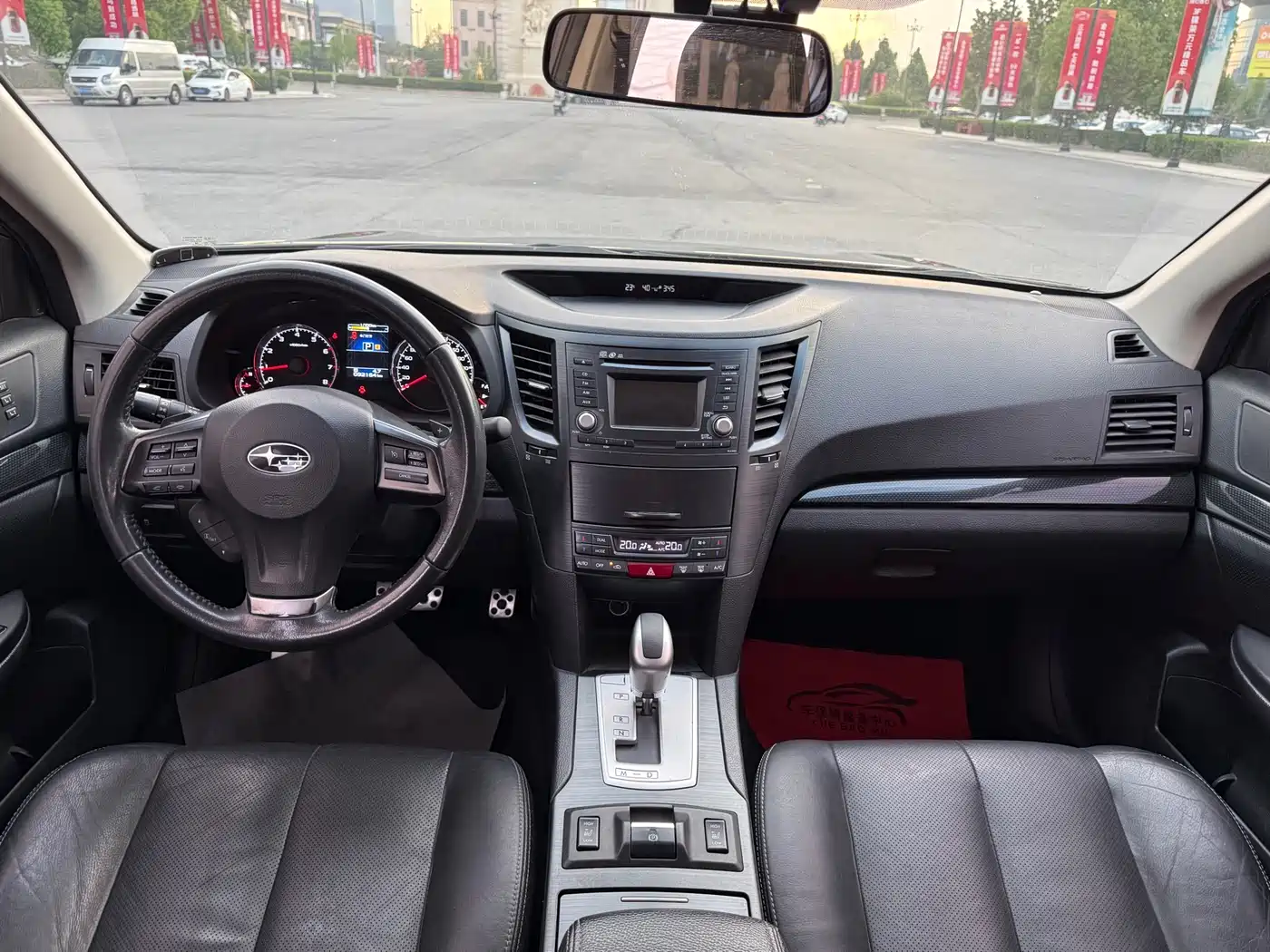 Subaru Outback 2013 2.5i Luxury Navigation Edition фото 6