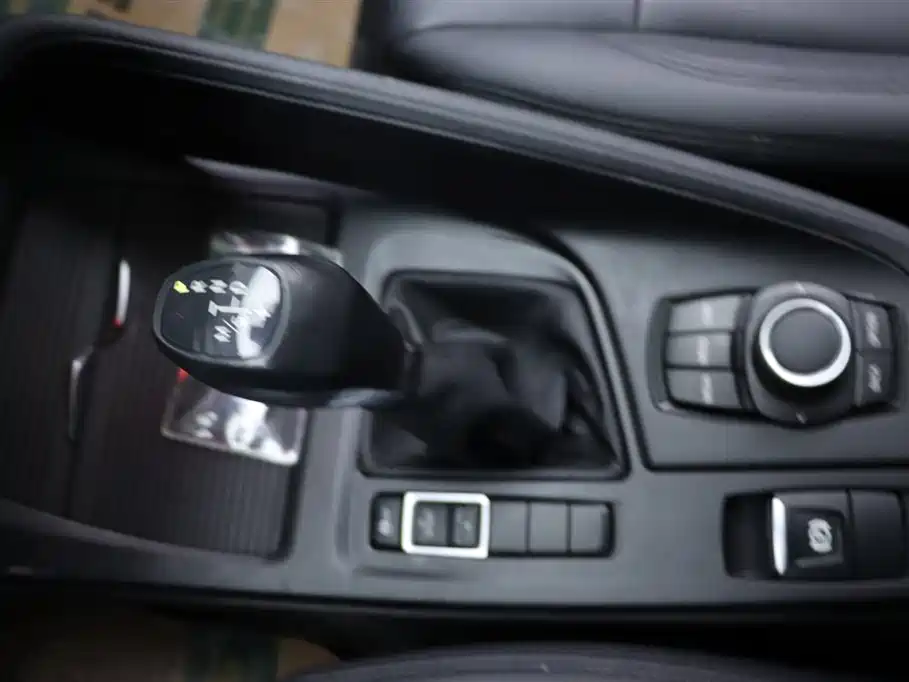 BMW X1 2019 sDrive18Li Fashion Model фото 12