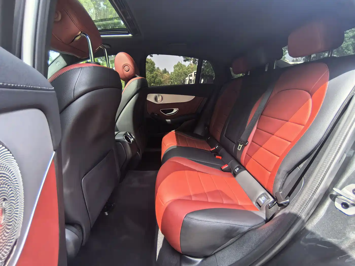 Mercedes-Benz GLC Coupe 2022 GLC 260 4MATIC Coupe SUV фото 9