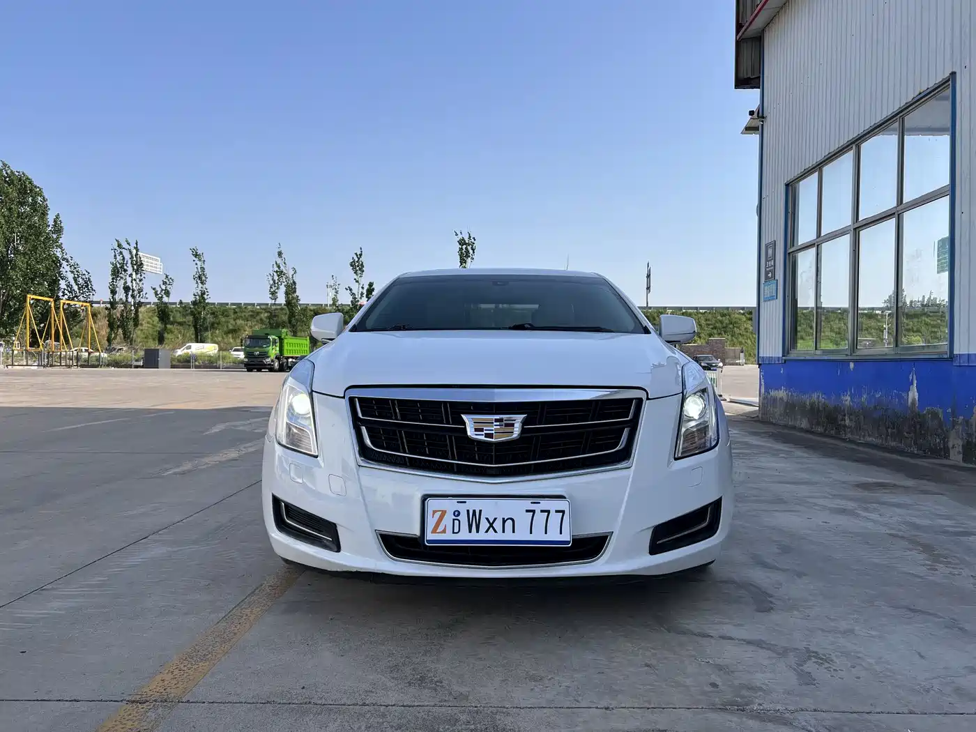 Cadillac XTS 2016 28T Technology фото 2