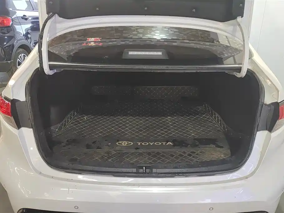 Toyota Levin 2021 185T CVT Sport Edition фото 4