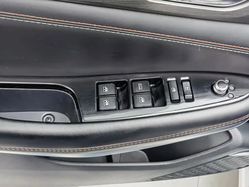 Changan CS75 2021 2021 Glory Million Edition 280T DCT Luxury