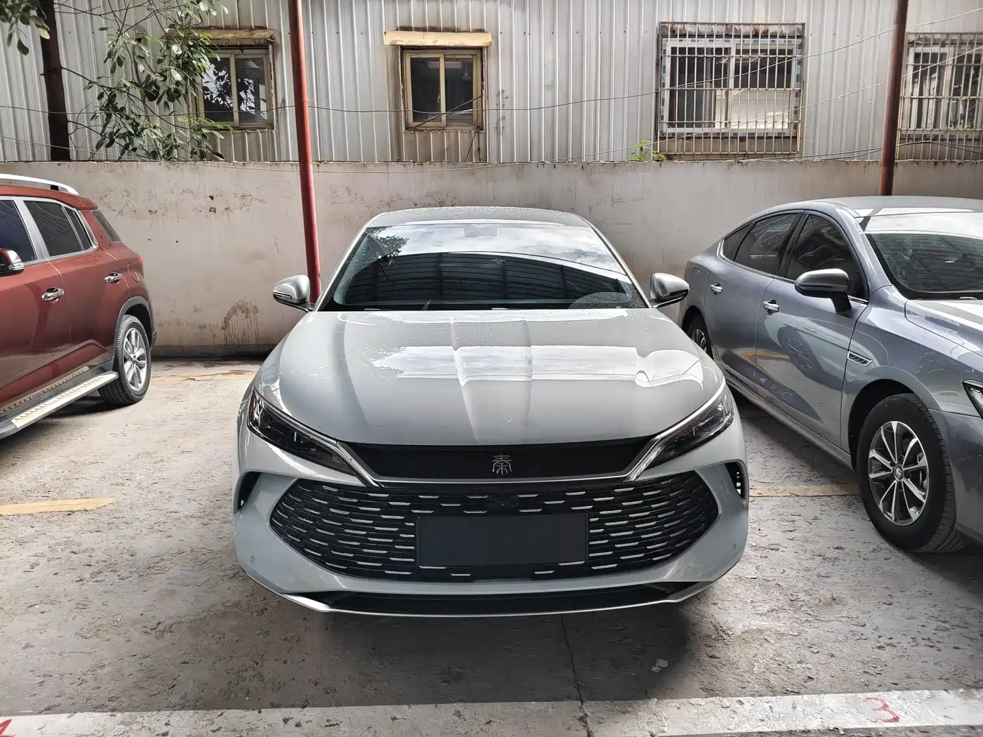 BYD Qin L 2026 DM-i 128KM Progressive фото 3