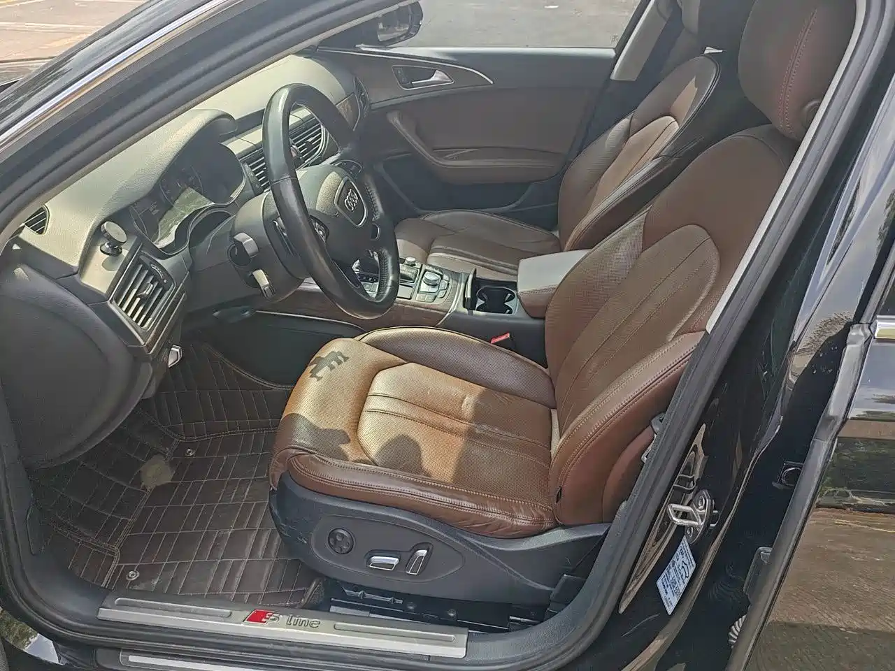 Фото 3 - Audi A6L