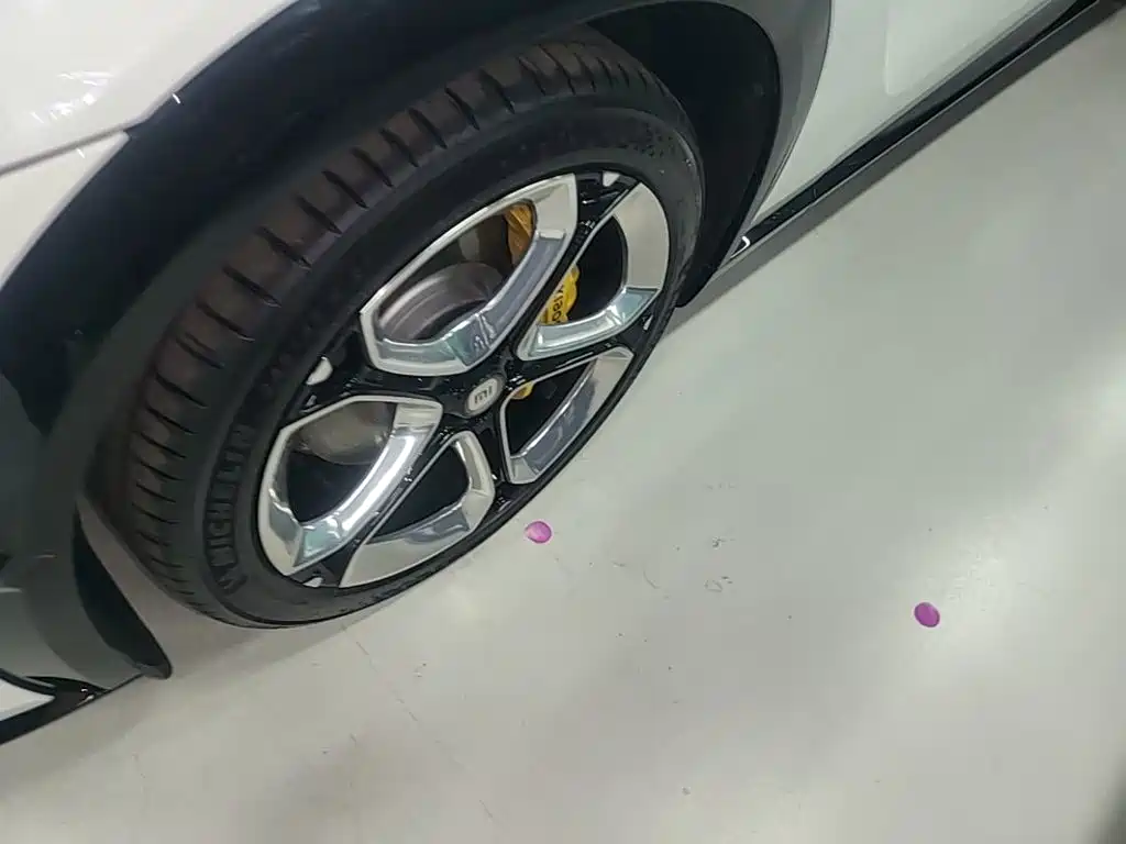 Фото 23 - Xiaomi Auto Xiaomi YU7