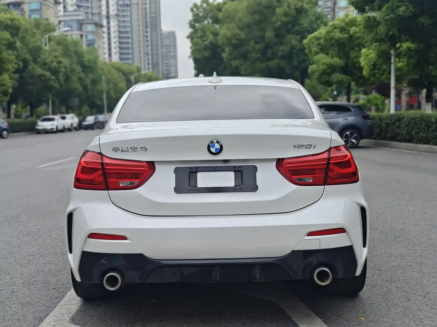 BMW 1 Series 2021 Facelift 120i M Sport фото 16