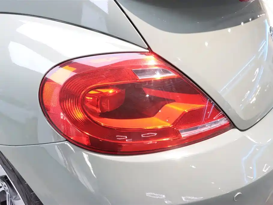 Volkswagen Beetle 2014 1.2TSI Fashion Edition фото 20