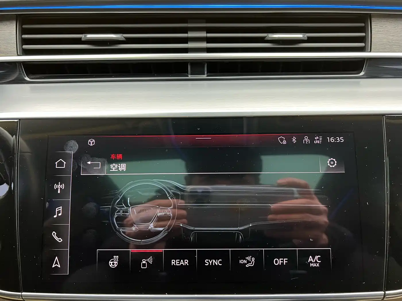Audi A8 2021 A8L 55 TFSI quattro Premium фото 24