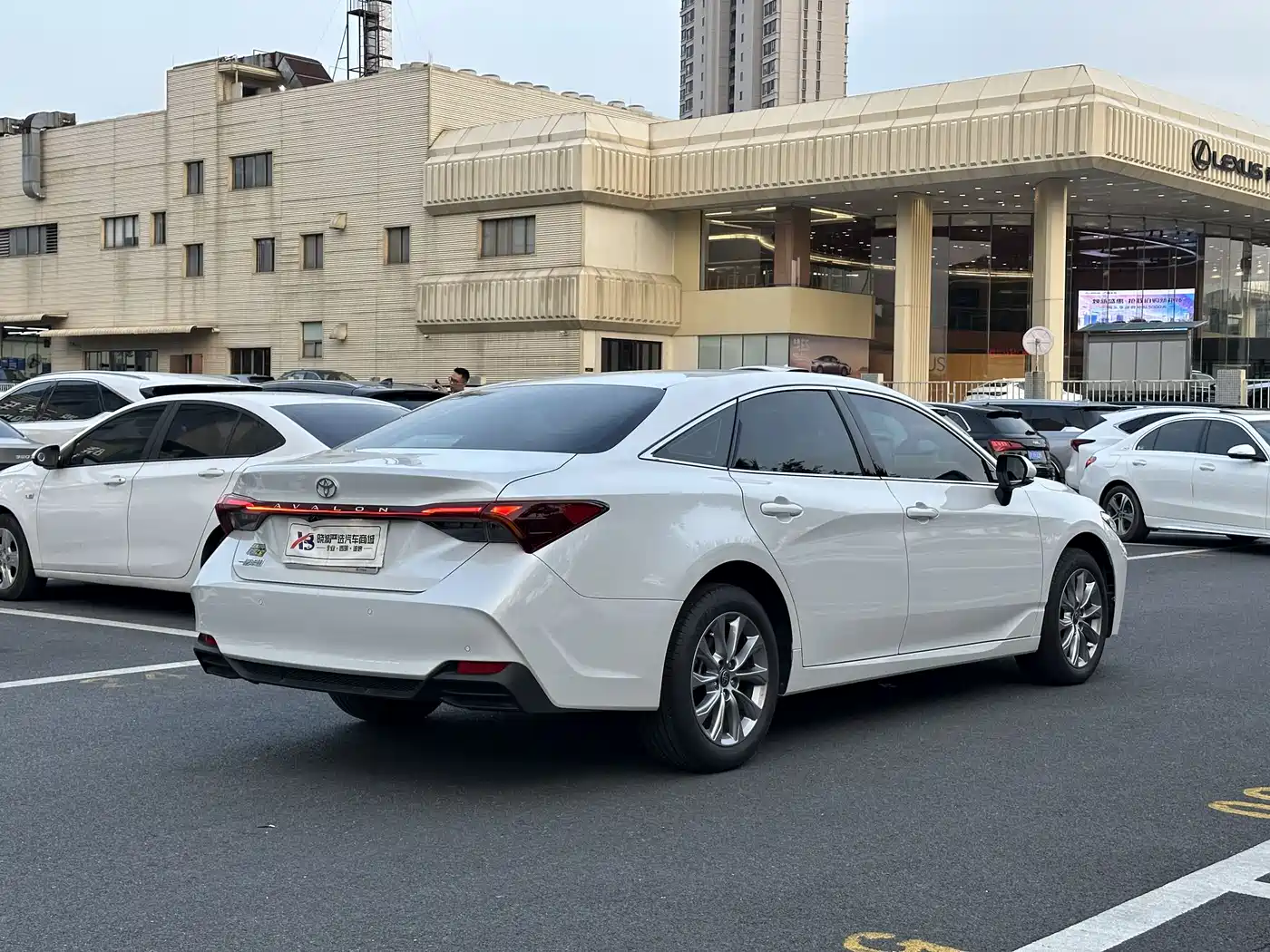 Toyota Avalon 2024 Model 2.0L Progressive Edition фото 6