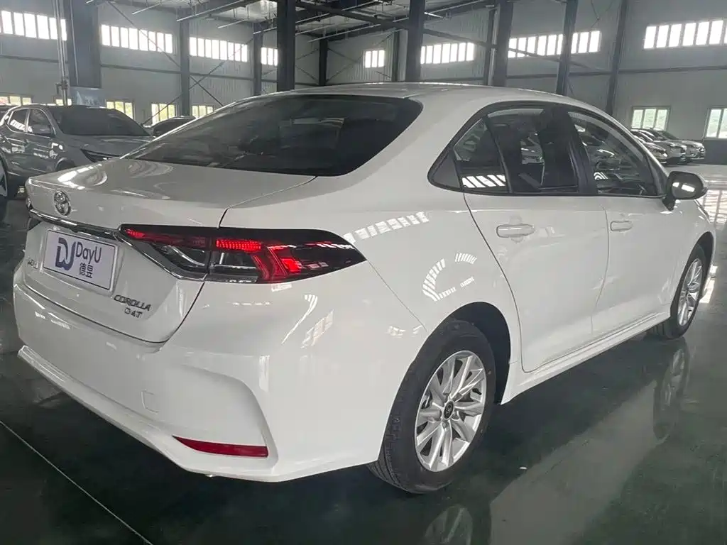 Toyota Corolla 2024 1.2T Elite Edition фото 4