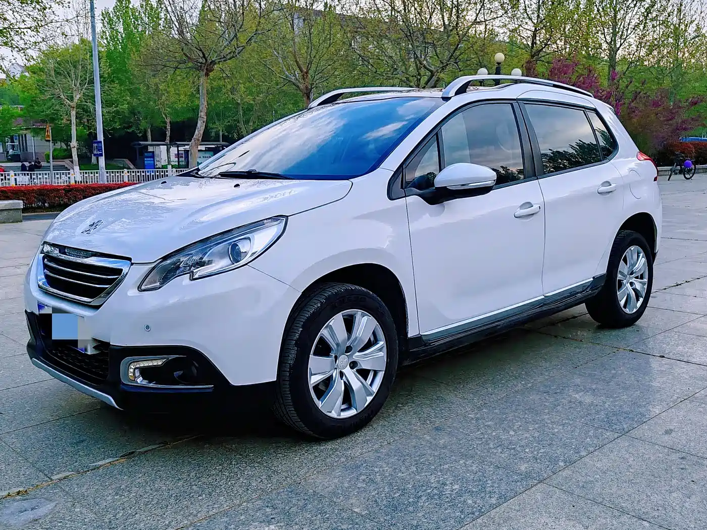 Peugeot 2008 2014 1.6L Automatic Fashion Edition фото 6