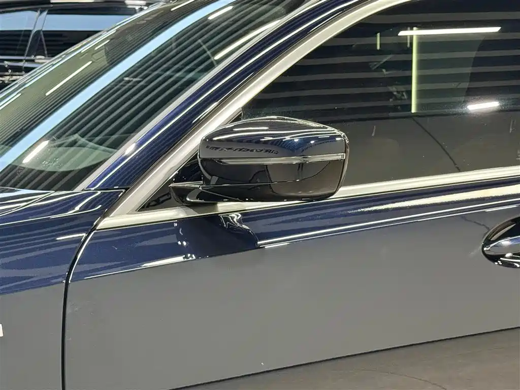 BMW 3 Series 2025 325Li M Sport Package фото 13