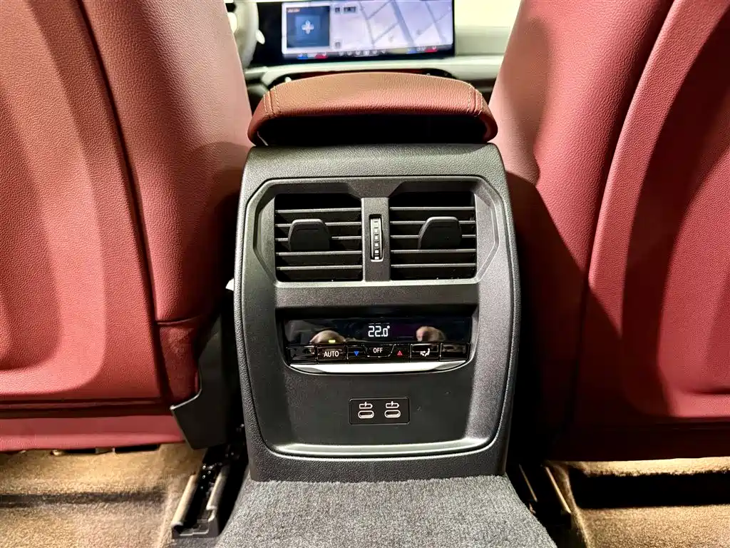 BMW 3 Series 2025 325Li M Sport Package фото 21