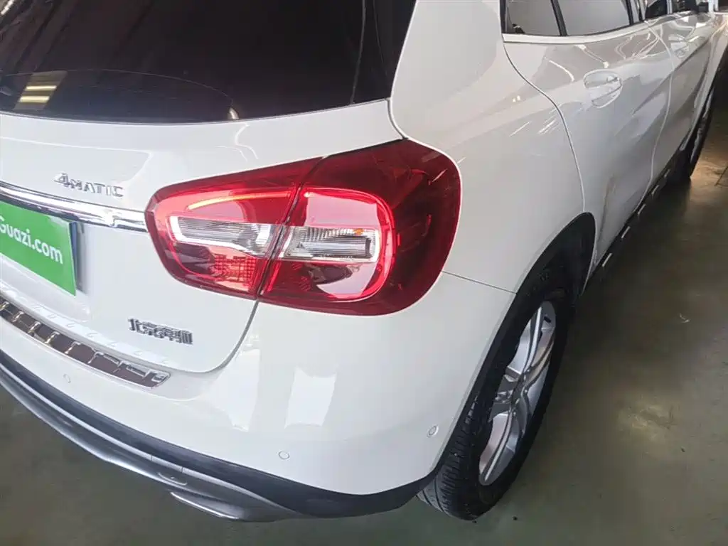 Mercedes-Benz GLA 2016 GLA 200 Dynamic фото 24
