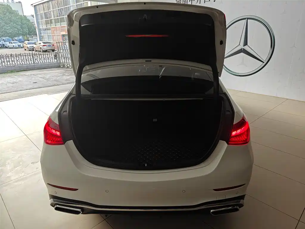 Mercedes-Benz C-Class 2024 C 260 L Sport фото 15