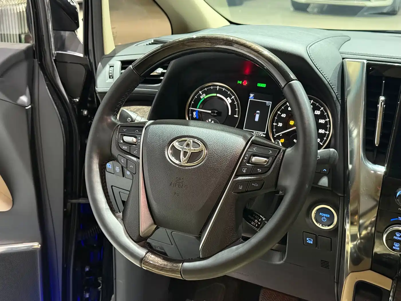 Toyota Vellfire 2021 Crown Hybrid 2.5L HV Premium Edition фото 16