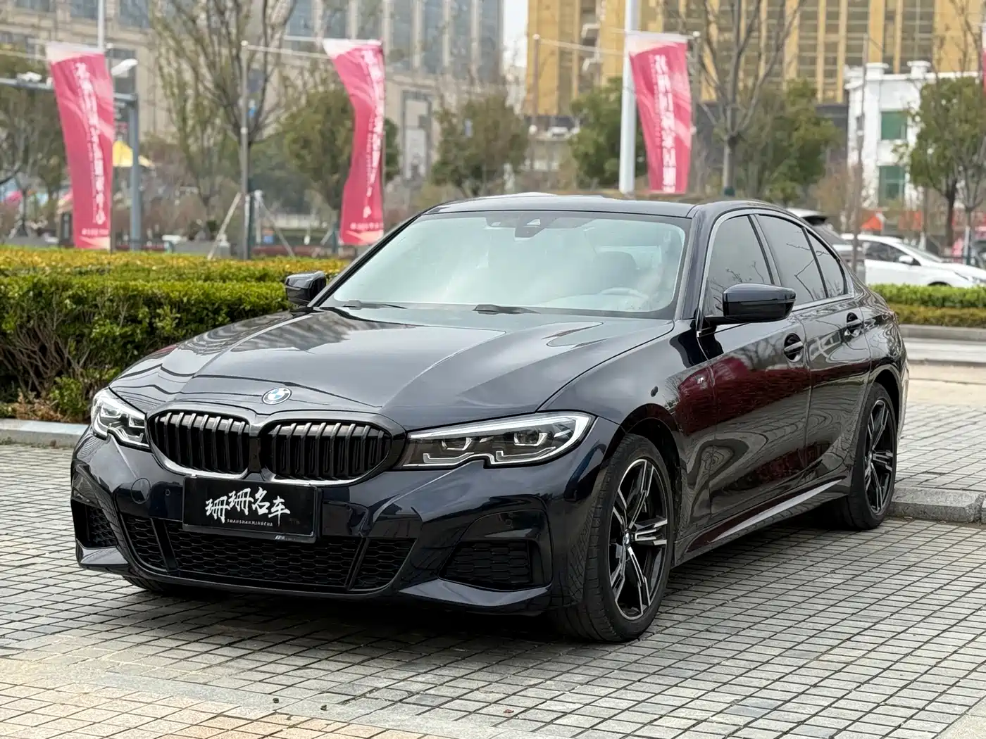 BMW 3 SERIES