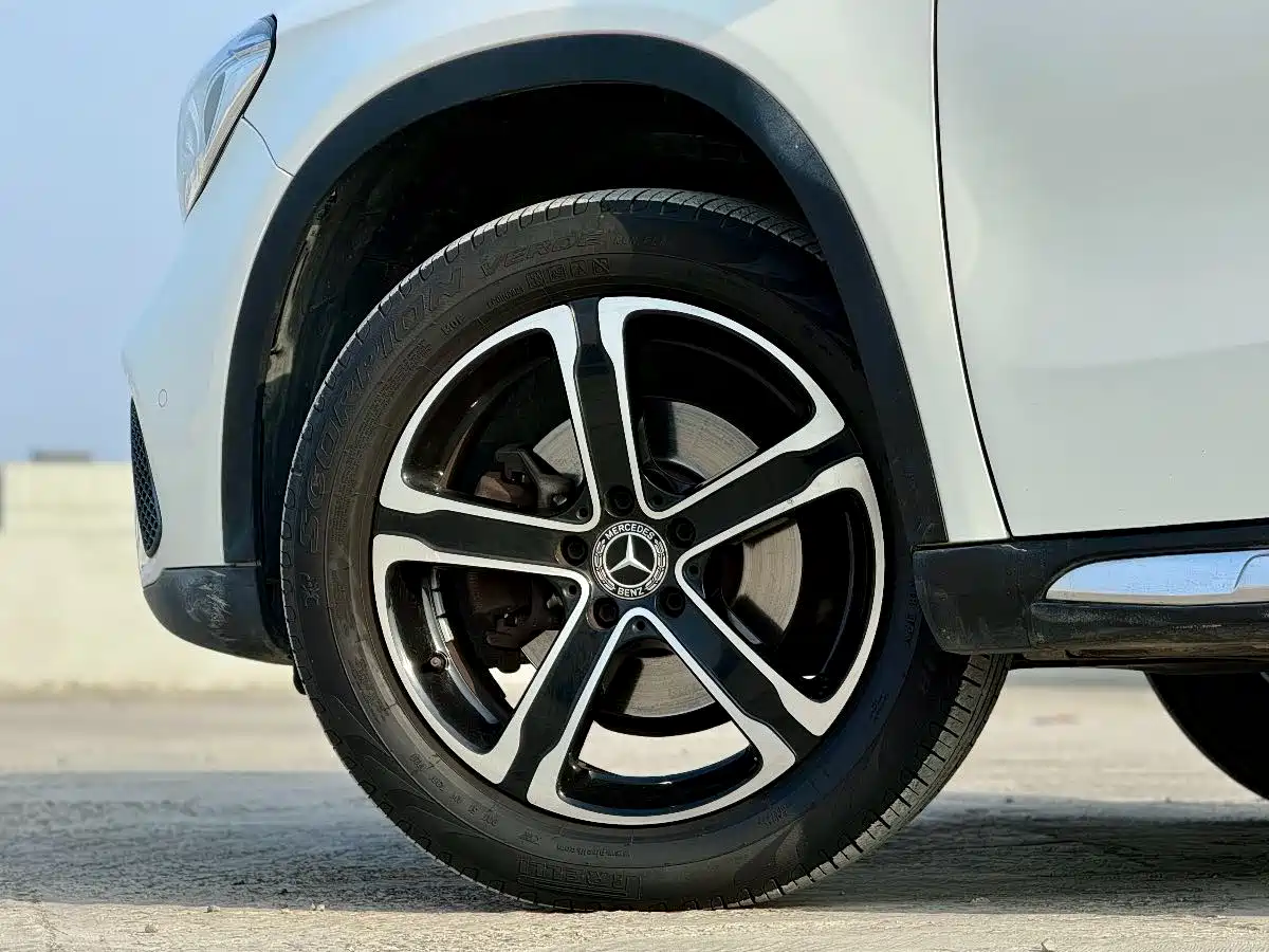 Mercedes-Benz GLA 2018 GLA 200 Fashion фото 15