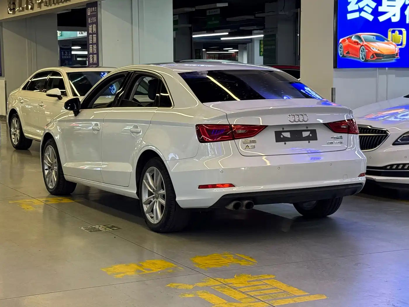 Audi A3 2015 Limousine 35 TFSI Millionth Anniversary Comfort Enjoyment Type фото 5