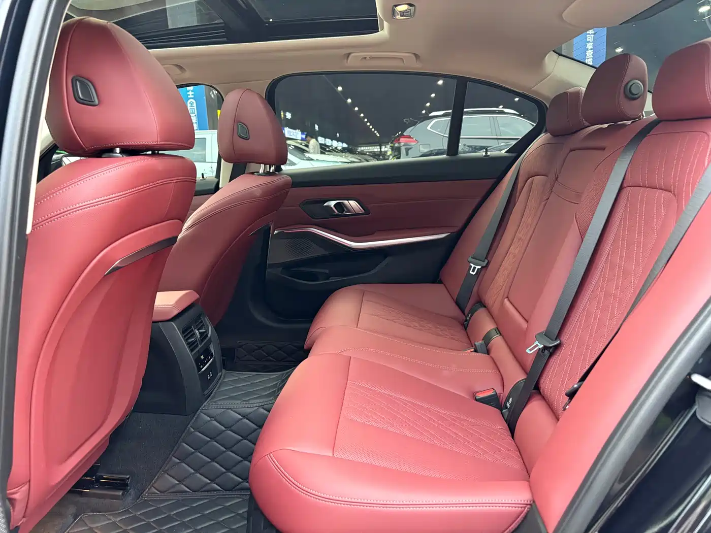 BMW 3 Series 2025 325Li M Sport Package фото 13