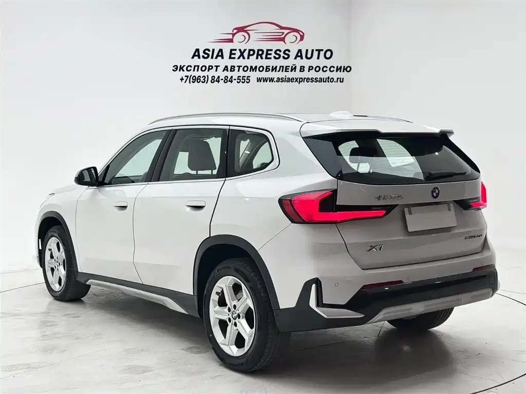 BMW X1 2023 sDrive20Li X Design Package фото 4