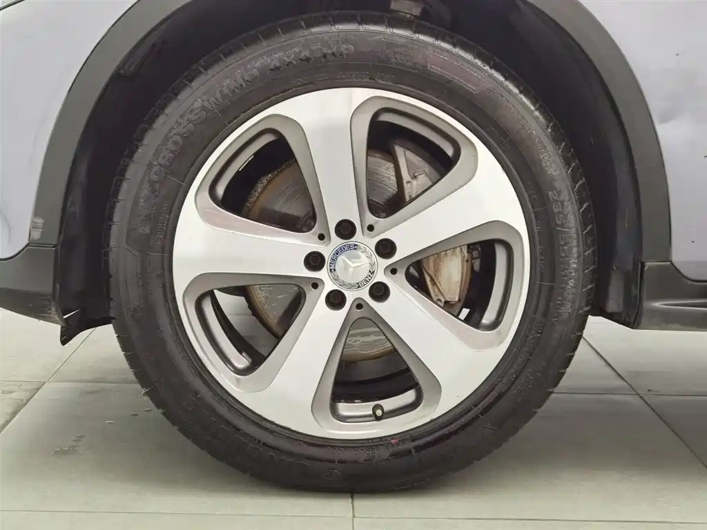 Mercedes-Benz GLC 2016 GLC 300 4MATIC Dynamic фото 17