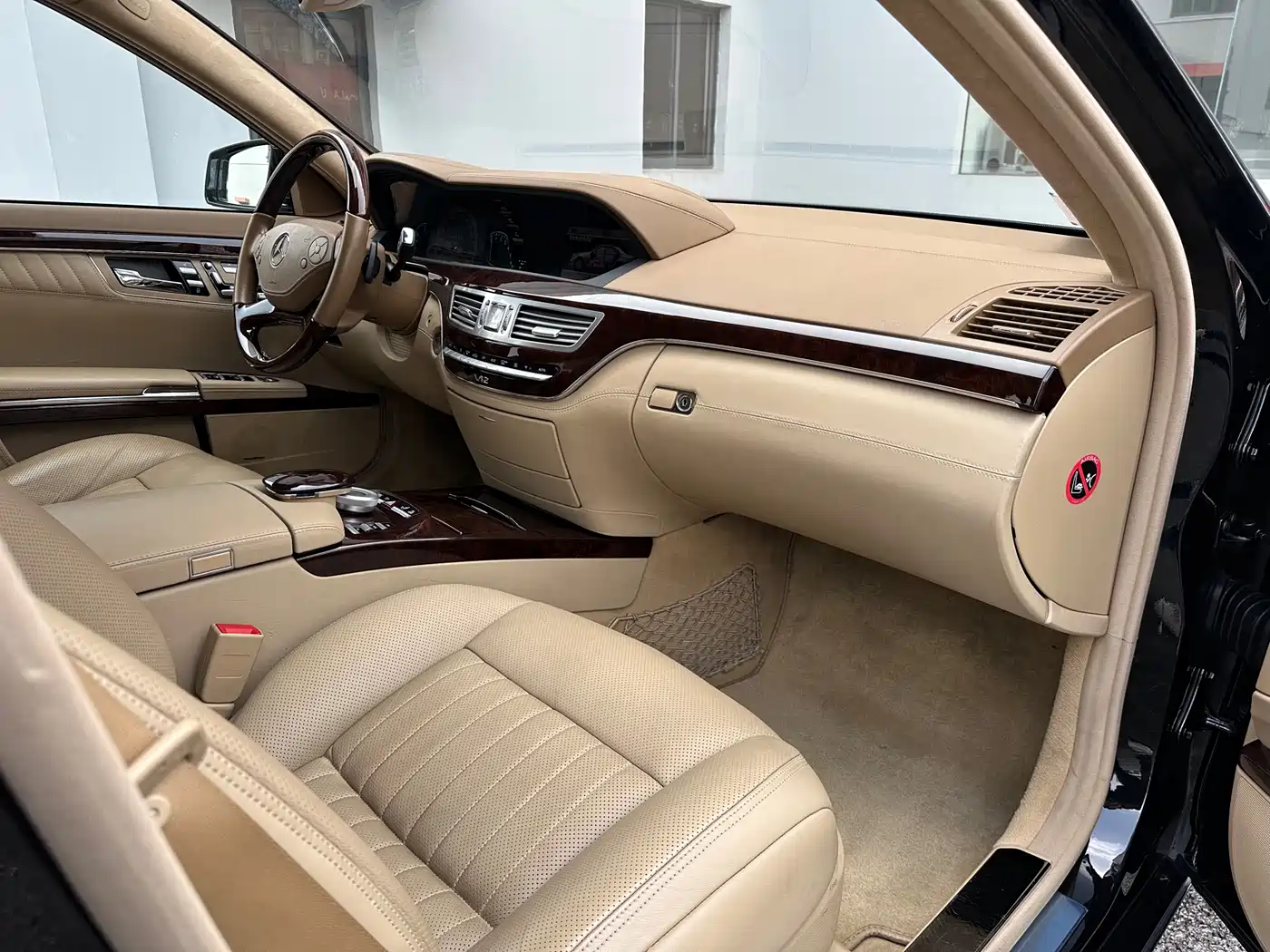 Mercedes-Benz S-Class 2010 S 600 L фото 27