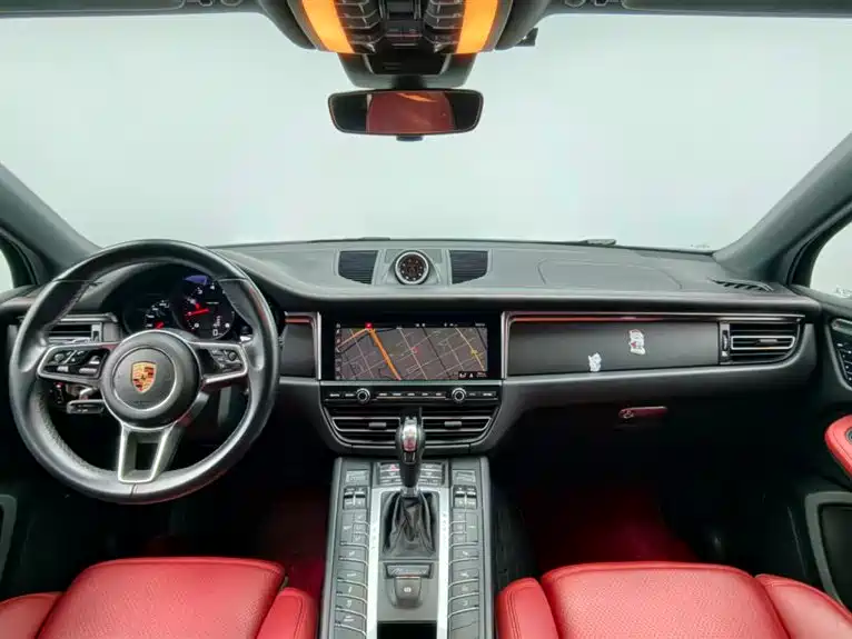 Porsche Macan 2018 Macan 2.0T фото 10