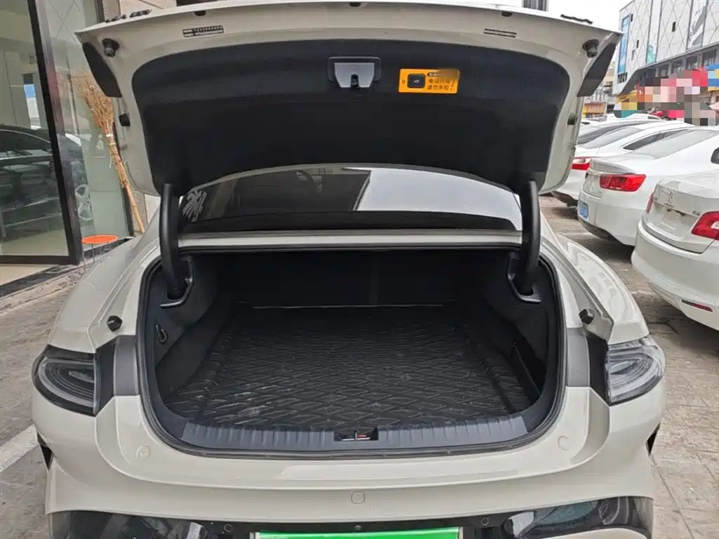 Xiaomi Auto Xiaomi SU7 2024 RWD Long Range Intelligent Driving Edition фото 19