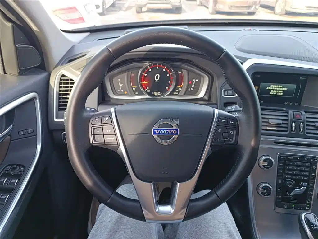 Volvo XC60 2016 2017 T5 AWD Smart Premium