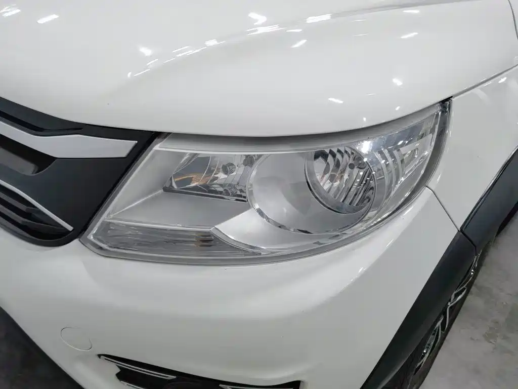 Dongfeng Fengxing Joyear X3 2016 2016 1.5L Comfort