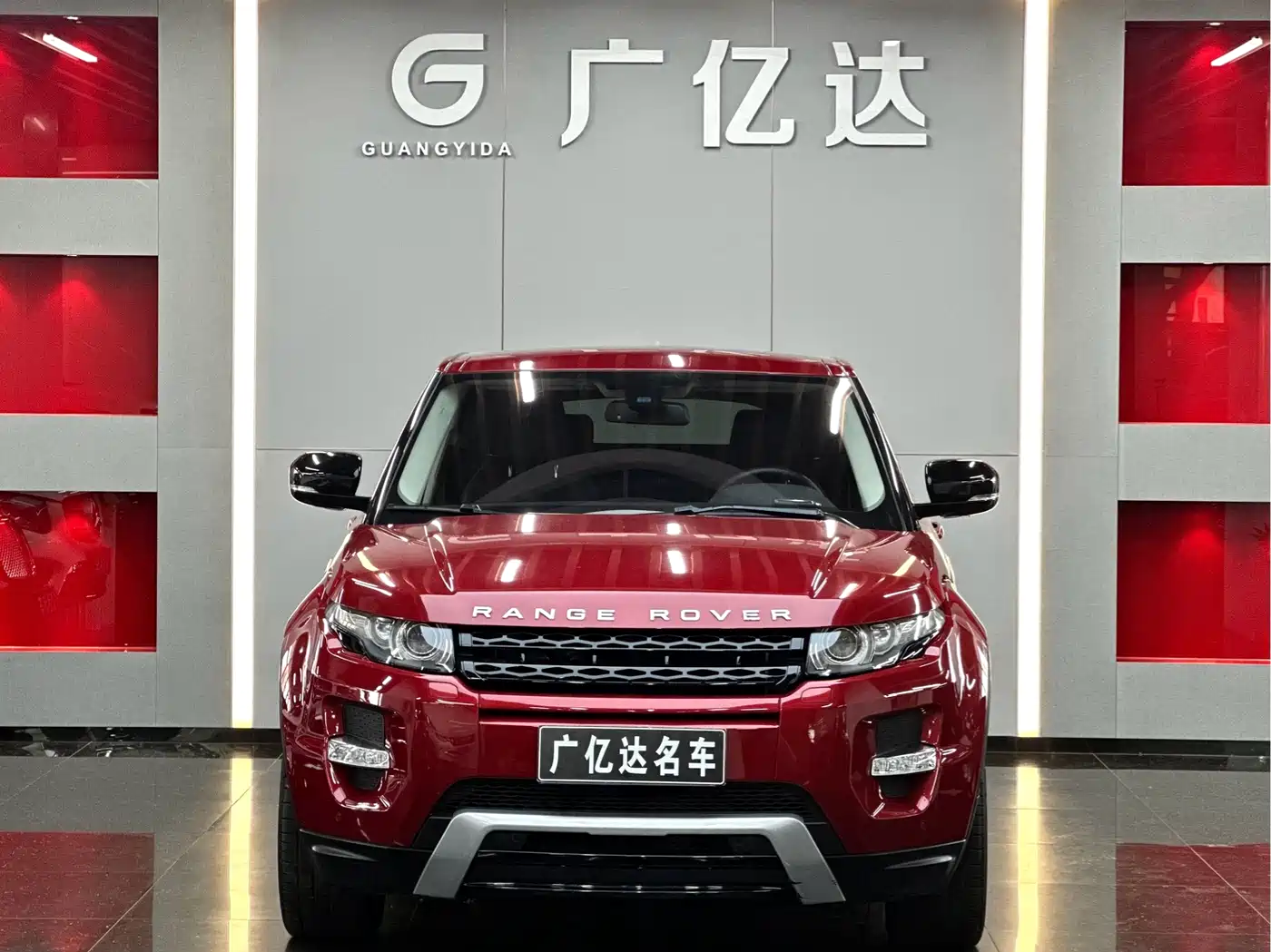 Land Rover Range Rover Evoque (Import) 2012 2.0T 5-door Premium Edition фото 2