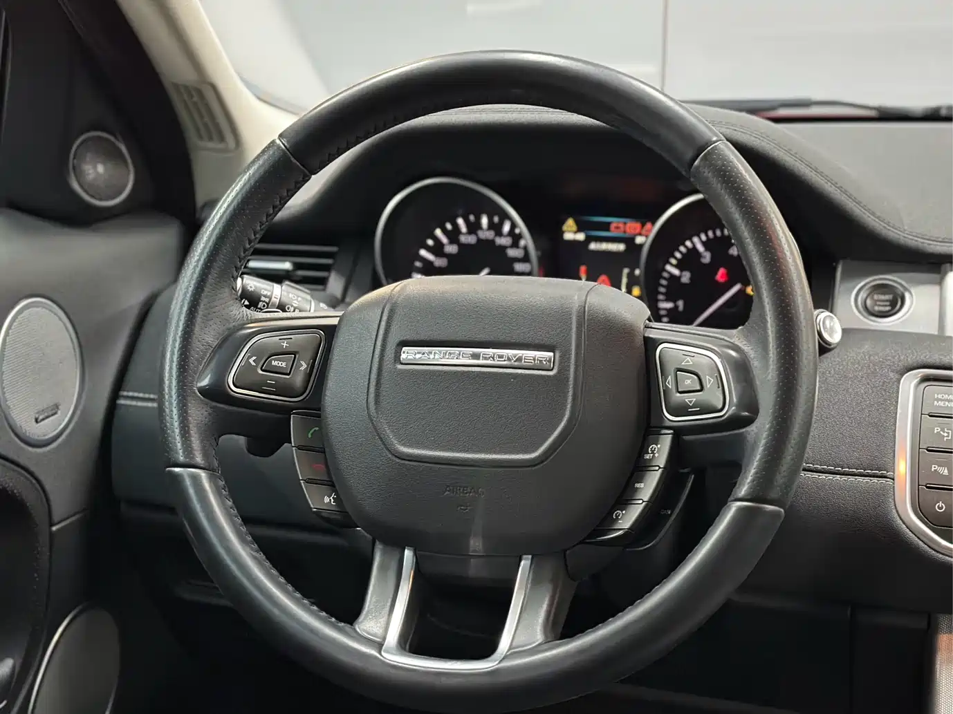 Land Rover Range Rover Evoque (Import) 2012 2.0T 5-door Premium Edition фото 9