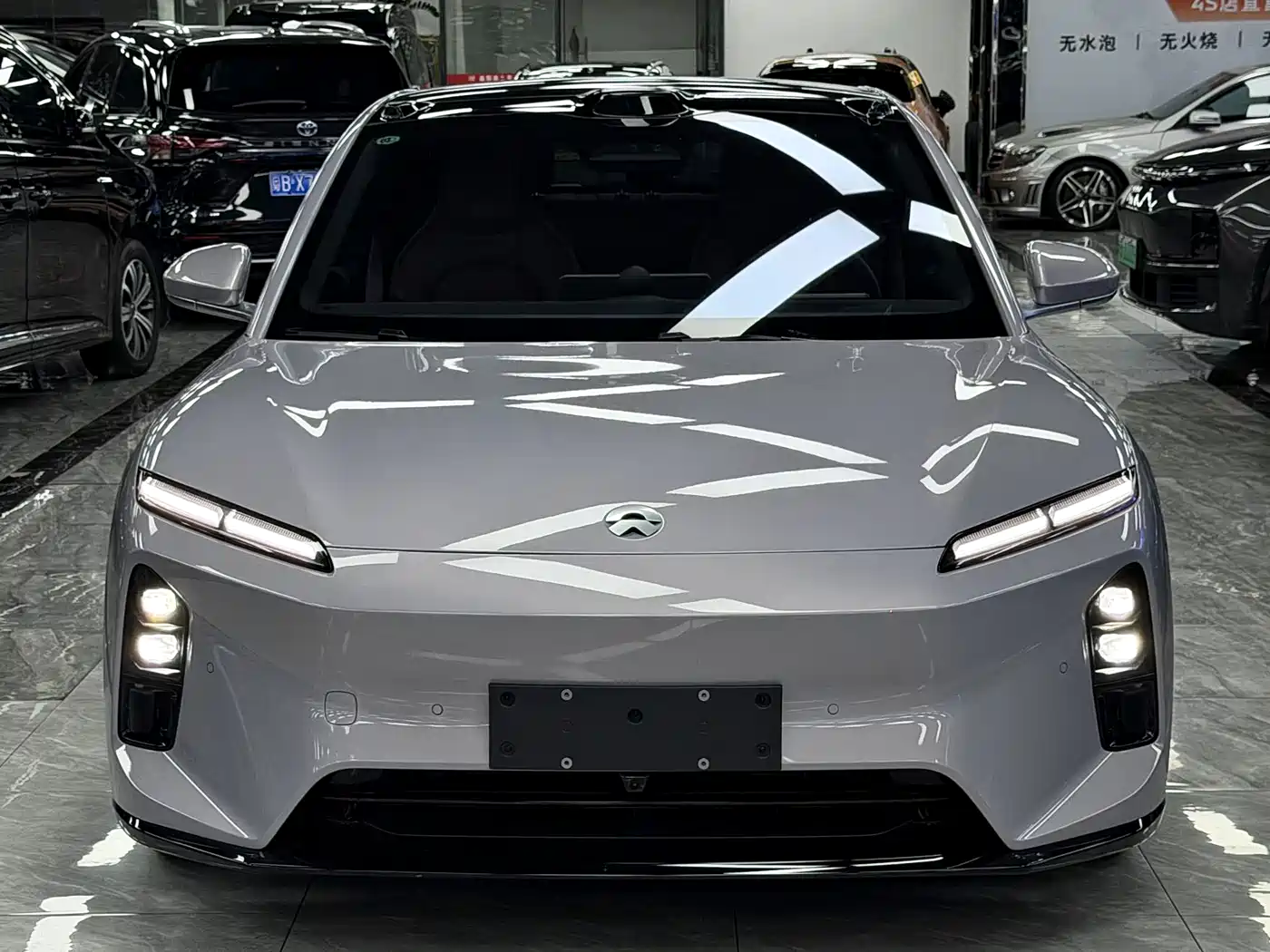 2026 NIO ET5