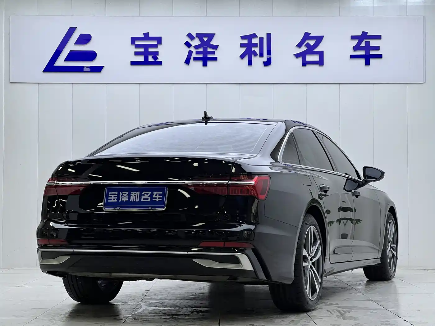 Audi A6L 2023 40 TFSI Luxury Dynamic фото 3