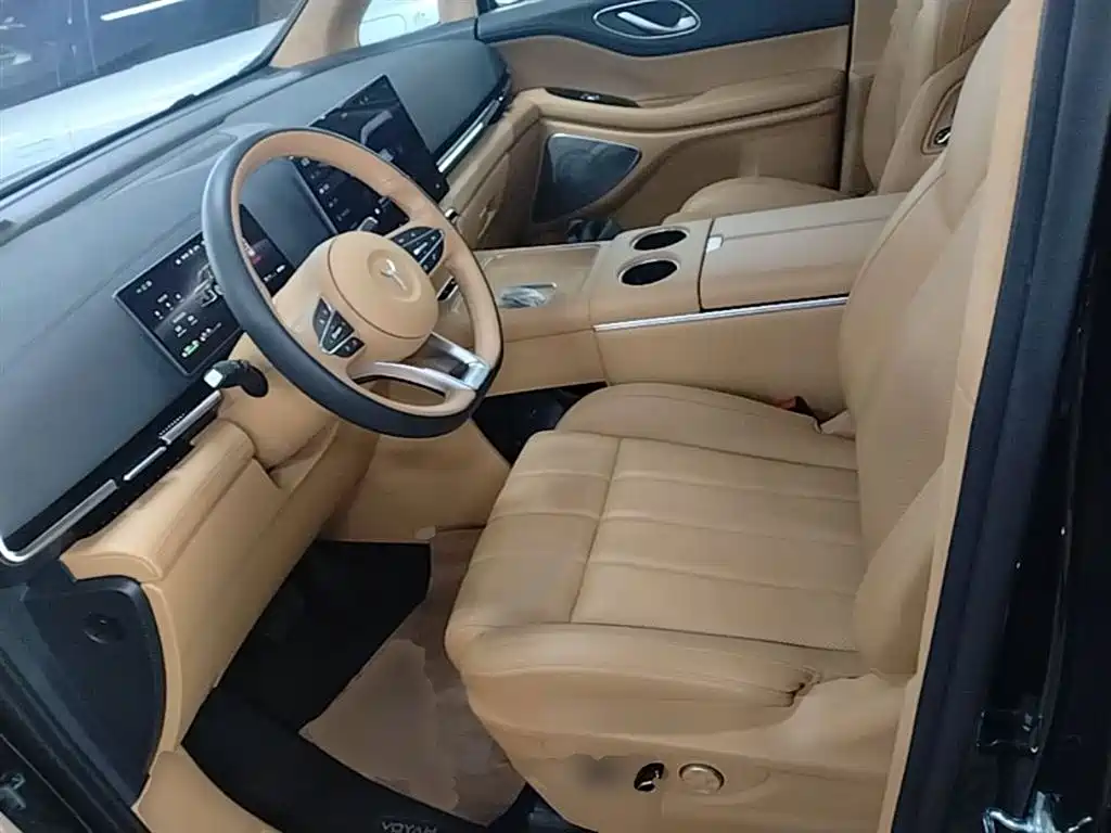Voyah Auto Voyah Dreamer 2025 Model PHEV 4WD Premium QianKun Edition фото 15