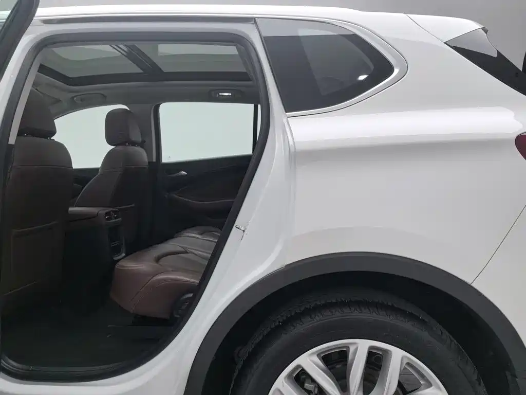 Фото 15 - Buick Envision Plus