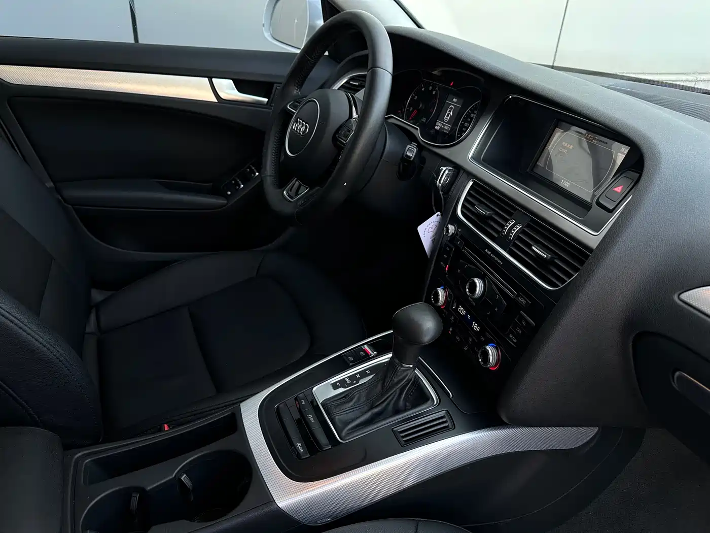 Audi A4L 2015 35 TFSI Auto Standard фото 10