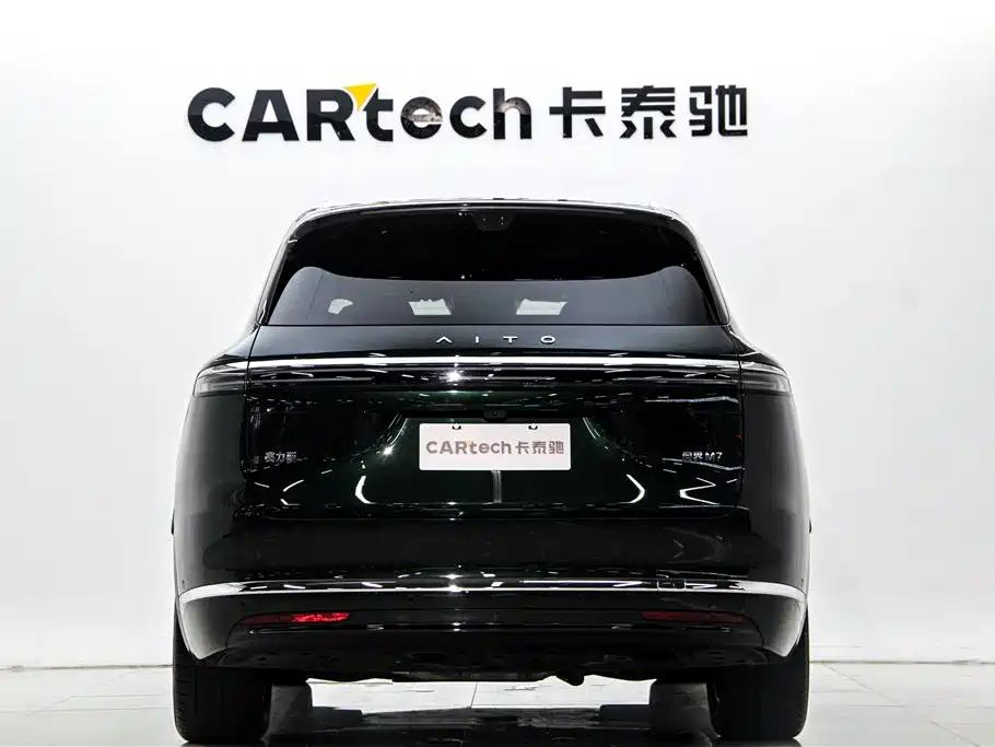 AITO Wenjie AITO M7 2026 Extended Range Ultra AWD 5-Seater фото 5