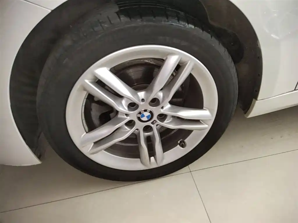 BMW 1 Series 2020 Model 120i M Sport Package фото 25