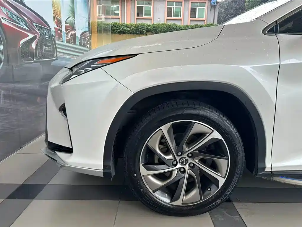 LEXUS RX
