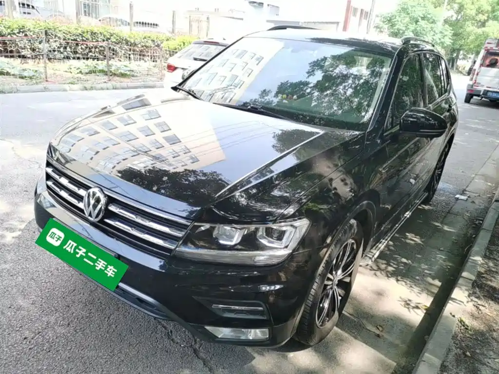 Volkswagen Tiguan L 2019 330TSI Automatic 2WD Panorama Comfort Edition China VI фото 2