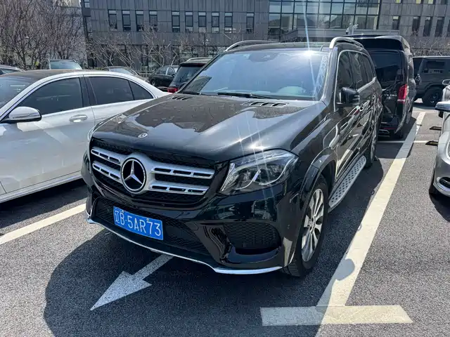 MERCEDES-BENZ GLS