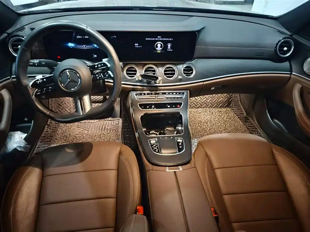 Mercedes-Benz E-Class 2023 E 300 L Sport Luxury фото 4