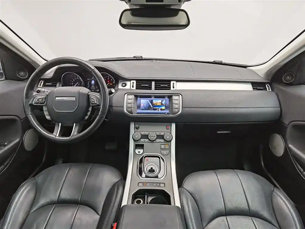 Land Rover Range Rover Evoque 2017 2.0T British Style Edition фото 5