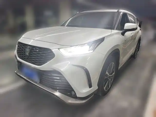 Toyota Crown Kluger 2025