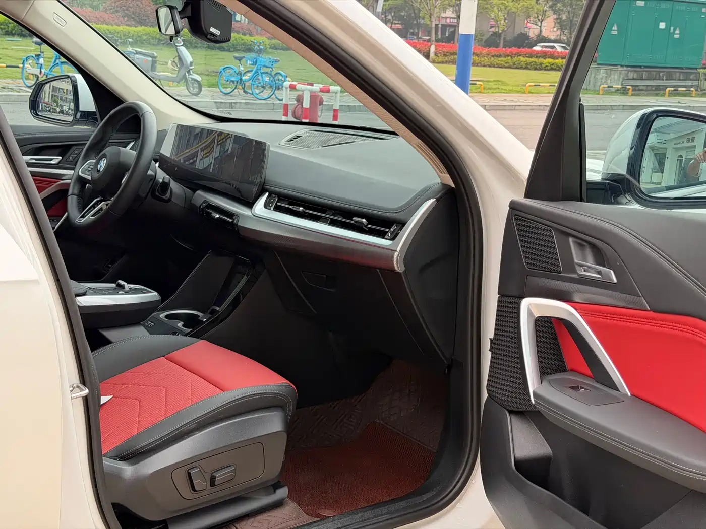 BMW X1 2023 sDrive25Li M Sport Package фото 11