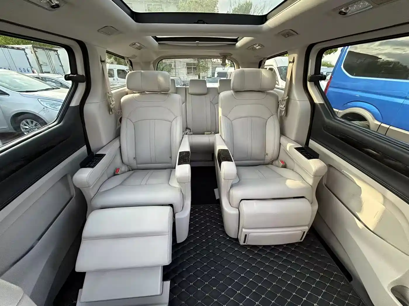 SAIC Maxus Maxus G10 2016 2.0T Automatic Flagship фото 8