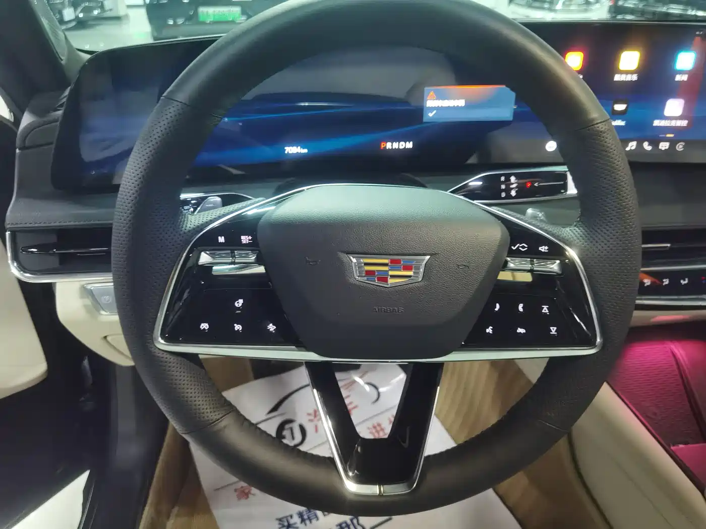 Cadillac CT6 2023 28T Luxury Edition фото 10